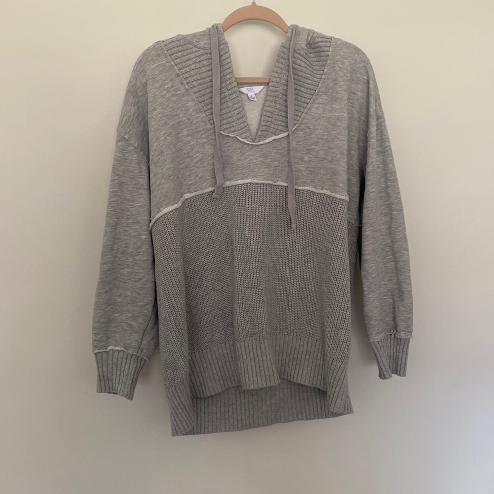Time and Tru Sweatshirt